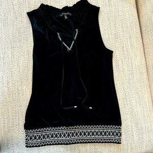 WHBM Black and white casual top. Size XS.